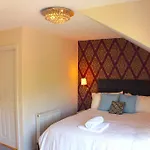 Huntingdon Place